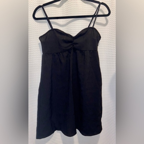 Women’s H&M brand new black babydoll dress with adjustable straps size small - Picture 8 of 10
